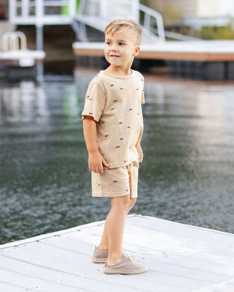 Play Set | Sailboats